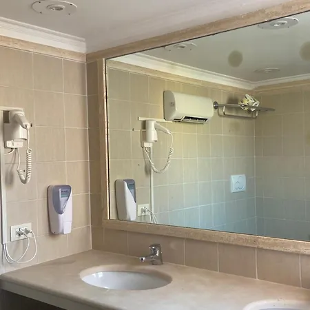 Hotel Center 3-2